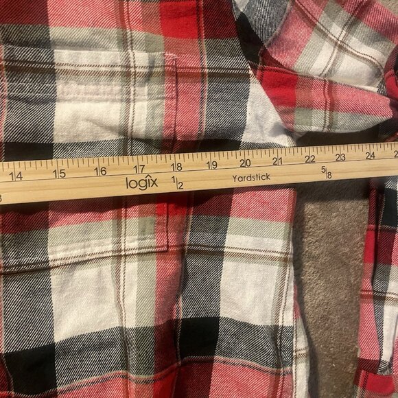 OLD NAVY Shirt Womens Medium Flannel Boyfriend Button Down Red Plaid Long Slv - Picture 6 of 7